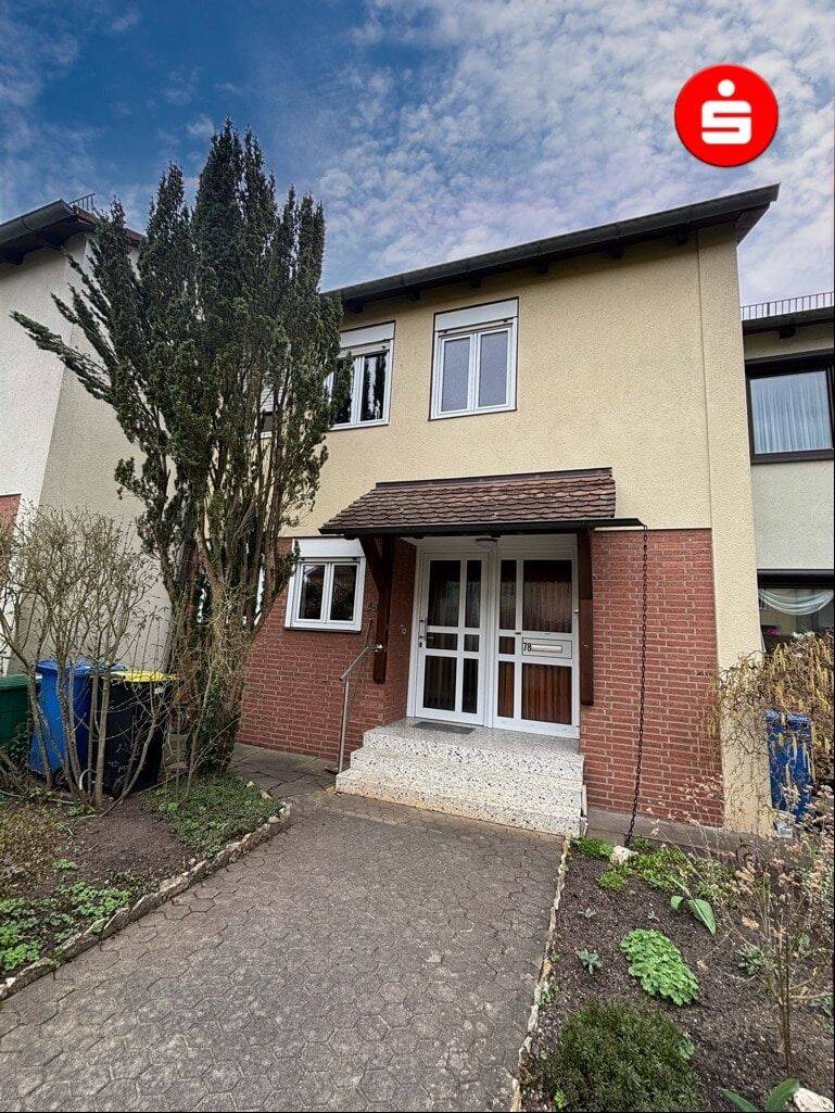 Kleines Reihenmittelhaus in Nürnberg-Langwasser-Süd, 90473 Nürnberg (Langwasser)