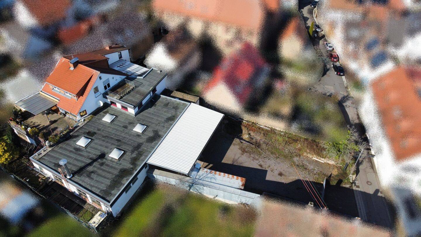 Zwischen Reben und Mandelblüten – Schlosserei mit Wohnhaus an der Deutschen Weinstraße, 67435 Neustadt an der Weinstraße