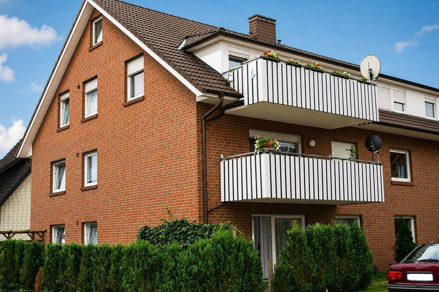 Schöne 4-Z-Dachgeschosswohnung mit toller Aussicht in ruhiger Wohnlage – Provisionsfrei, 49076 Osnabrück (Atter Westerberg Weststadt)