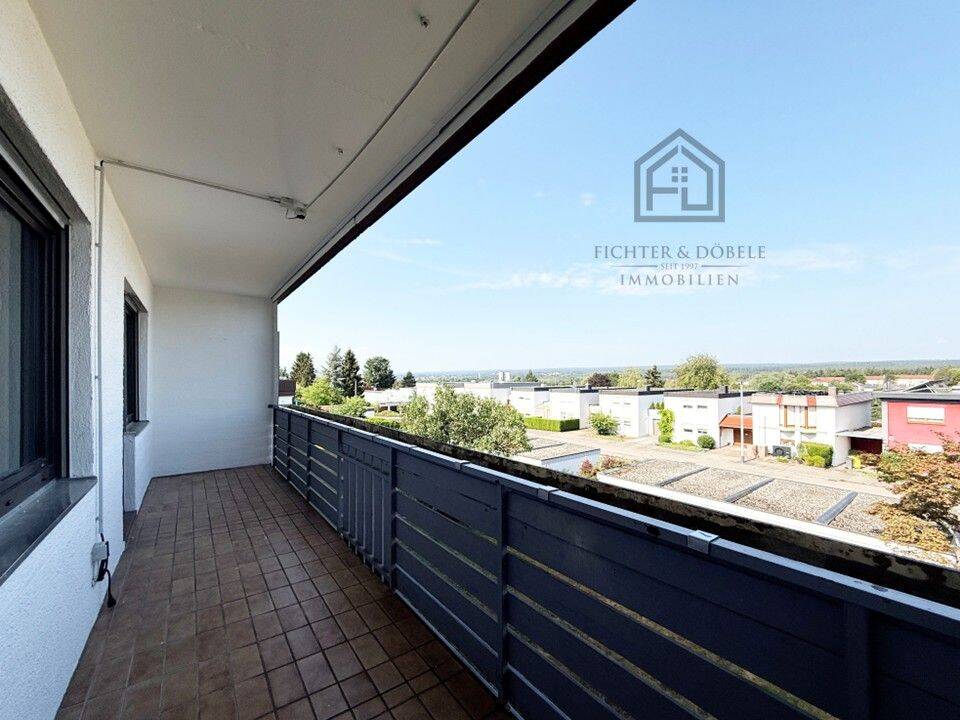 F&D | Renovierte 3-Zimmer-Wohnung mit Balkon und Garage in der Wöschhalde, 78052 Villingen-Schwenningen