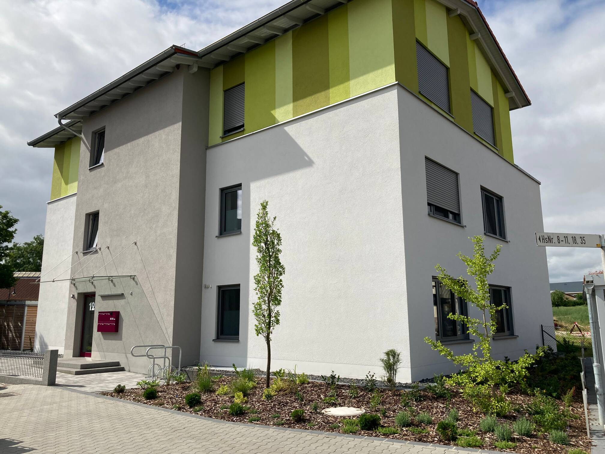 Moderne 3-Zim.-Whg mit nachhaltigem Energiekonzept, hochwertiger Ausstattung und überdachtem Balkon, 90556 Cadolzburg