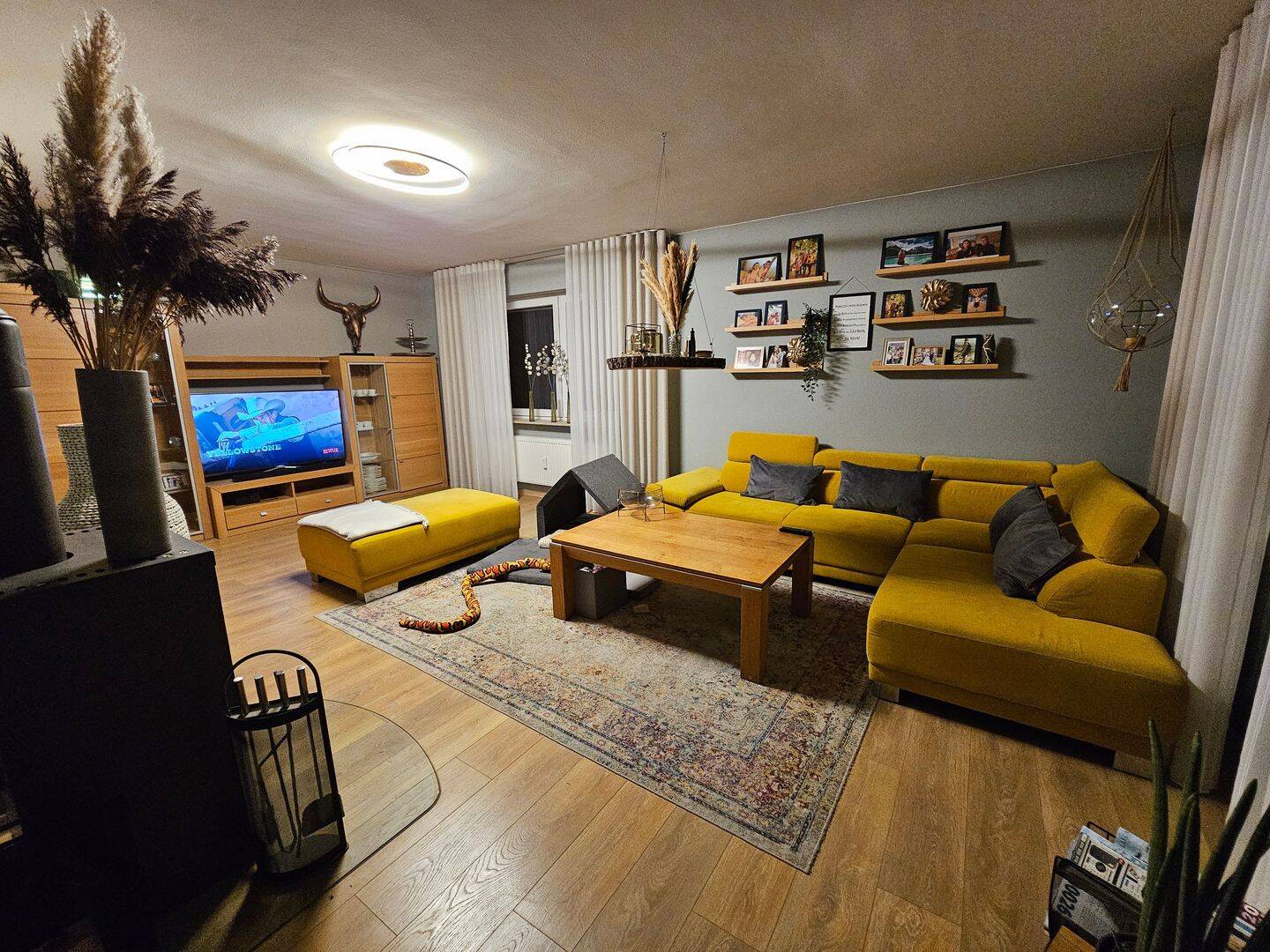 Großzügige 4-Zimmer-Wohnung (ca. 105 m²) mit Kamin, Garten und 2 Stellplätzen in Drensteinfurt, 48317 Drensteinfurt