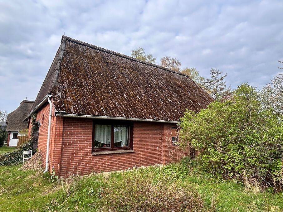 Stuhr-Moordeich: Resthofstelle mit großem Grundstück und Entwicklungspotenzial., 28816 Stuhr