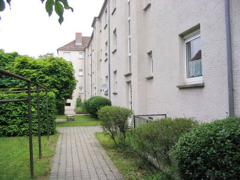 2,0-Zimmer-Wohnung in Stuttgart Winterhalde, 70374 Stuttgart (Bad Cannstatt Sommerrain)
