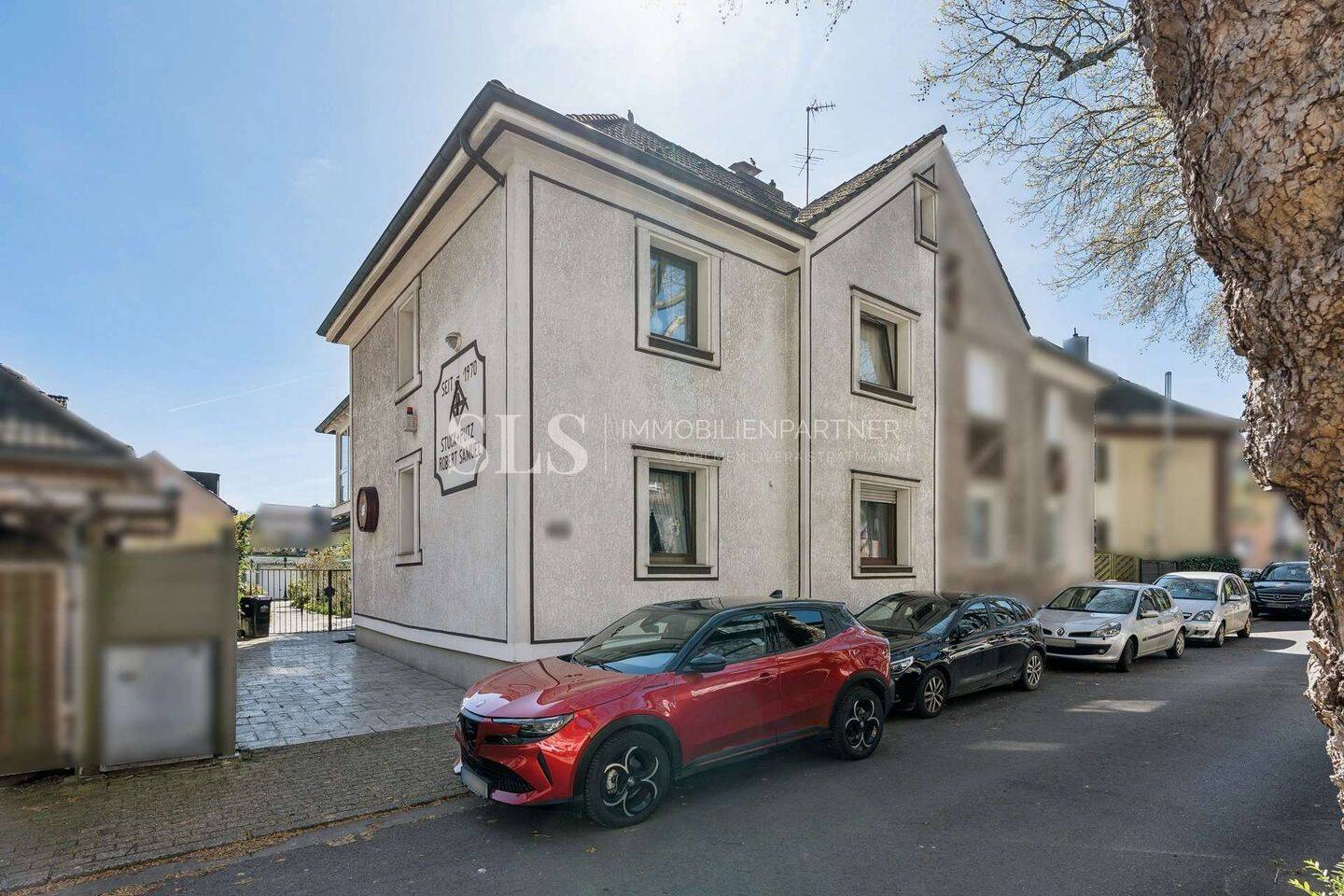 Doppelhaushälfte – ideal als Mehrgenerationenhaus – mit Balkon und Garten in begehrter Wohnlage, 45355 Essen (Bergeborbeck Bochold Borbeck-Mitte)