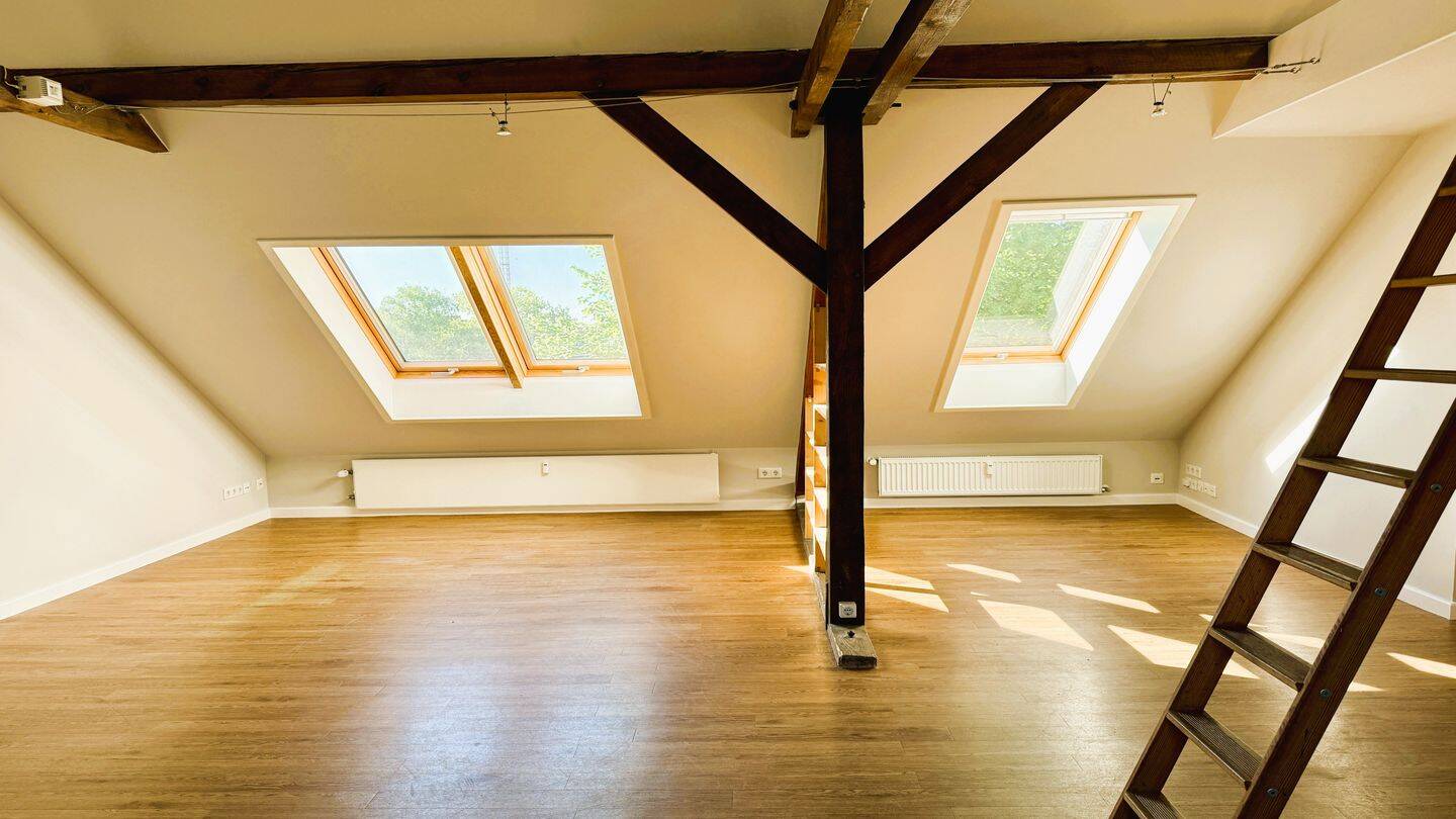 St. Pauli Süd – tolle Dachgeschosswohnung – Endetage, 20359 Hamburg (Altona Altona-Altstadt Neustadt Sankt Pauli Sternschanze)