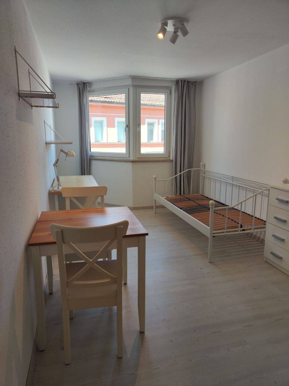 Schönes möbliertes Studentenappartement, zentrale Lage, 94032 Passau (Altstadt Haidenhof-Nord Haidenhof-Süd Innstadt)