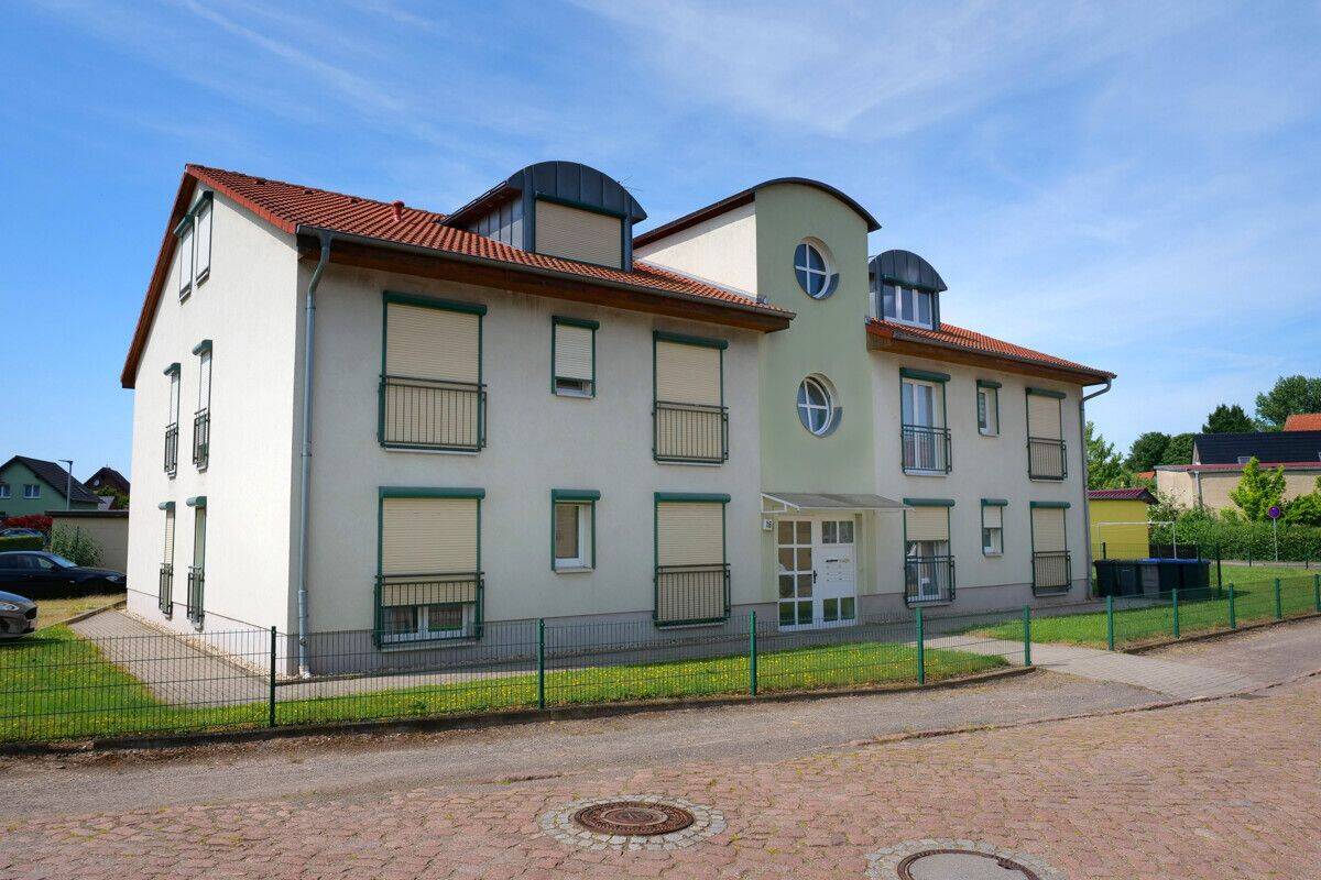 Mehrfamilienhaus mit 7 Wohneinheiten in Radegast – Solide Bauqualität und nachhaltige Investition!, 6369 Südliches Anhalt