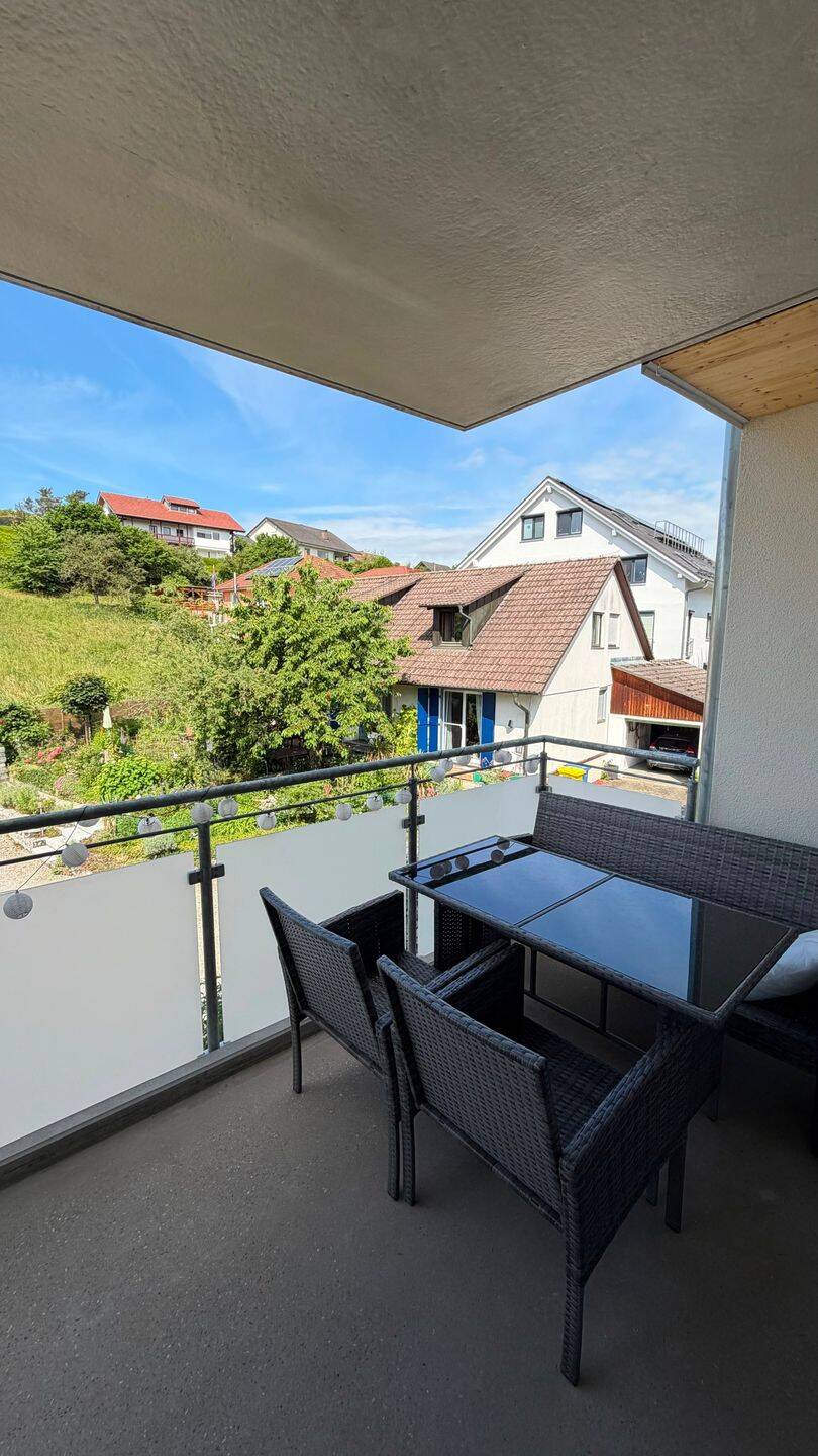 Grosszügige 2,5 Zimmer Wohnung in Dettingen, 78465 Konstanz