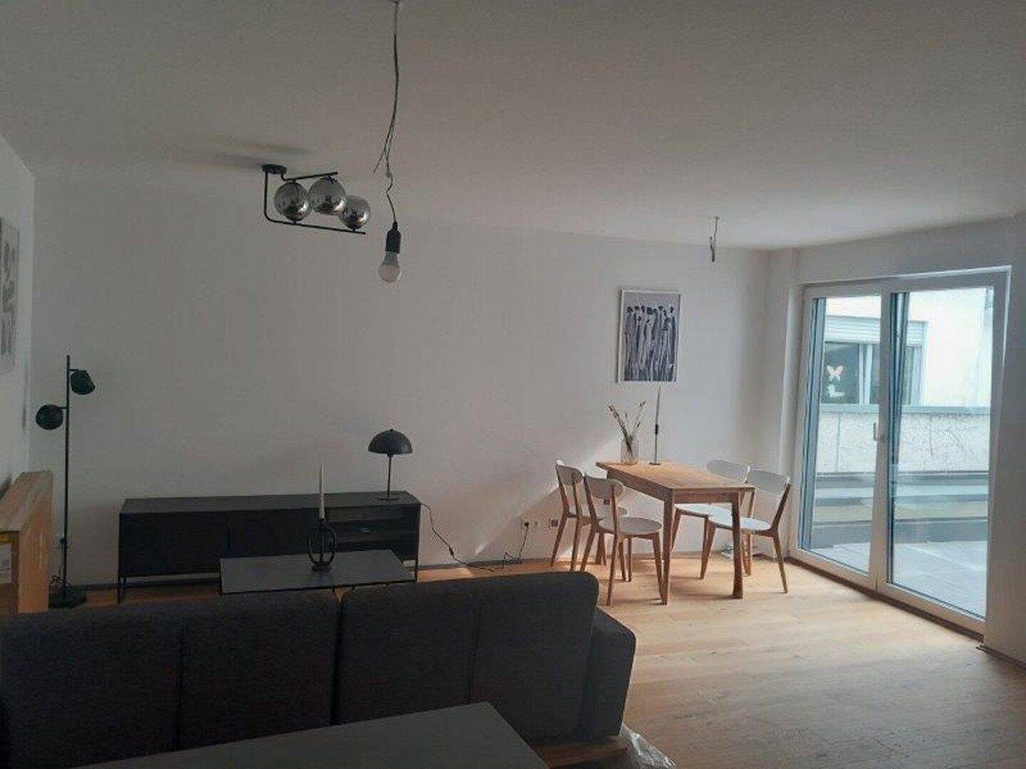 2 Zimmer-Wohnung mit EBK, Abstellraum und Kellerabteil in Karlsruhe-Zentrum, 76131 Karlsruhe