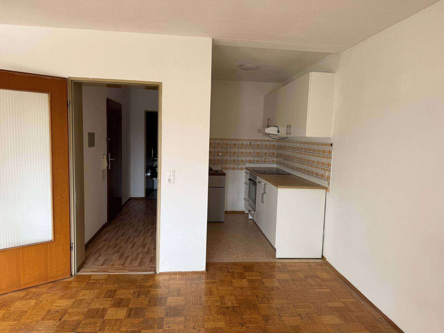 Sehr schöne, helle 1 Zi. Wohnung in Wunsiedel, 95632 Wunsiedel