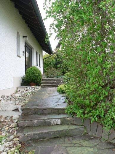 Sonnige, ruhige 4 Zimmer Wohnung mit überdachter Südterrasse in Straßkirchen, 94121 Salzweg