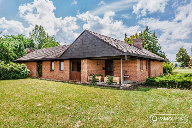 Familientraum: Bungalow mit gehobener Ausstattung, Wintergarten, Wellnessoase und großem Garten, 21409 Embsen
