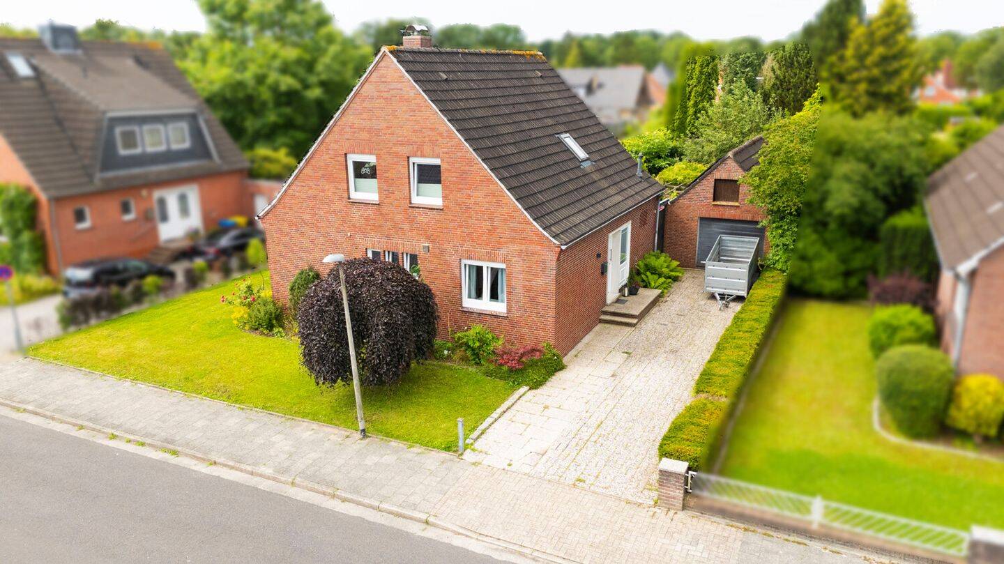 Großzügiges Einfamilienhaus mit viel Platz für die Familie und gemütlichem Garten, 26723 Emden