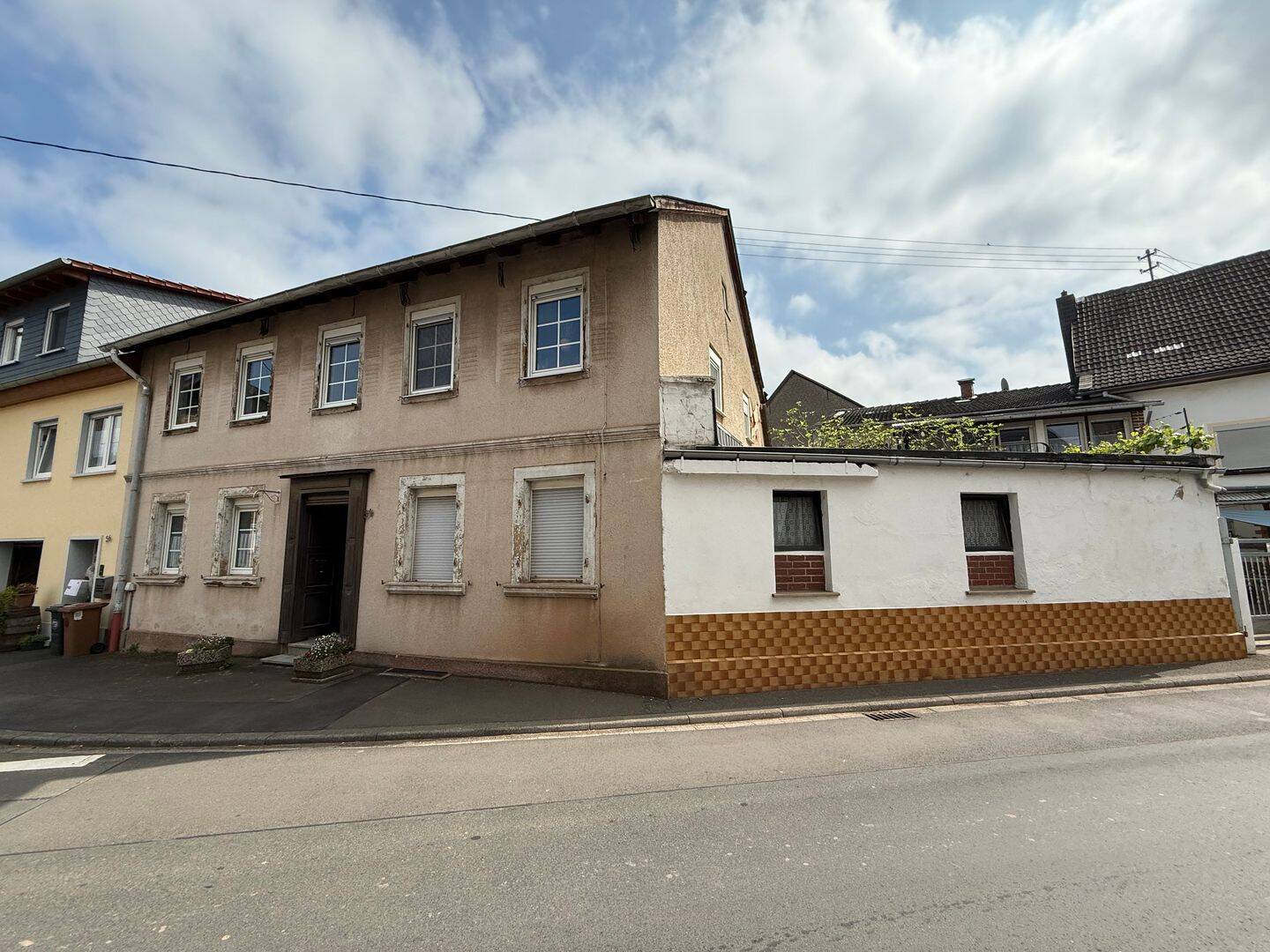 Solides 2-FH in zentraler Lage von Meddersheim, 55566 Meddersheim