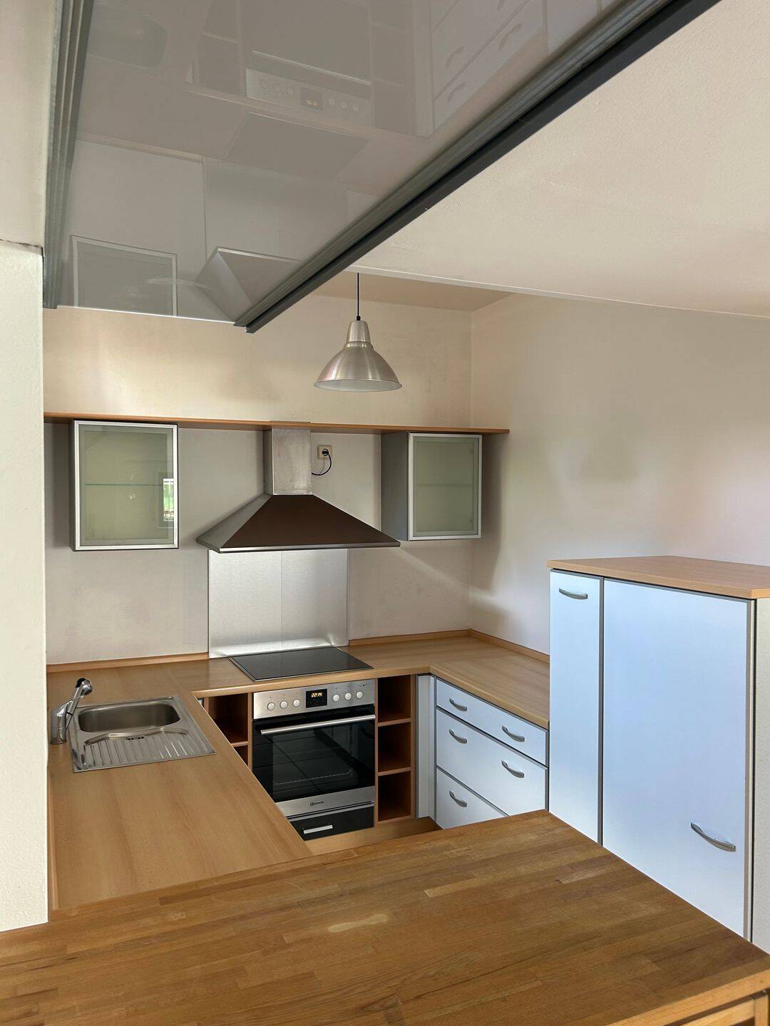 Schöne helle Souterrainwohnung 65 m2 in Sinzing zu vermieten, 93161 Sinzing