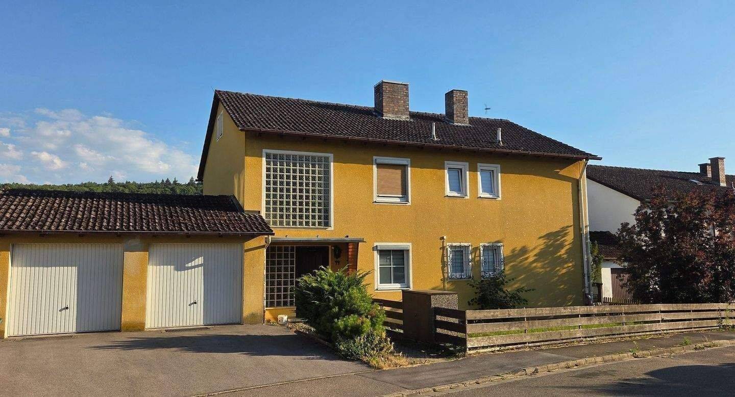 Gepflegtes Wohnhaus in beliebter Lage im Altmühltal, 91807 Solnhofen