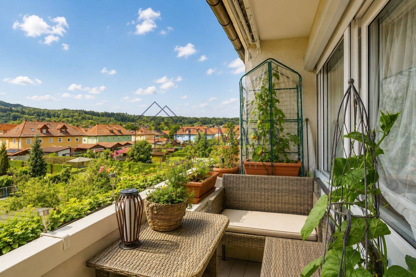 Verkauf: Attraktive Eigentumswohnung mit Balkon und schöner Aussicht über Peißenberg! – Peißenberg – Bild 1 von 11