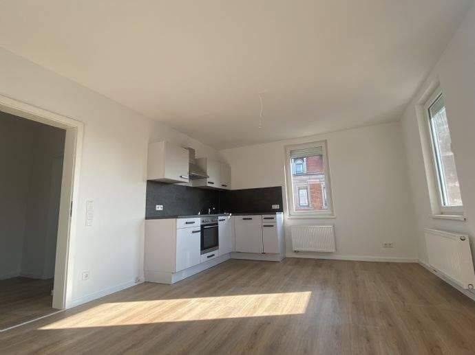 kernsanierte Traumwohnung im Nürnberger Westen +++ top Energieausweis, mit EBK und Badewanne, direkt an der U2 +++, 90439 Nürnberg (Großreuth bei Schweinau Schweinau Sankt Leonhard Sündersbühl)