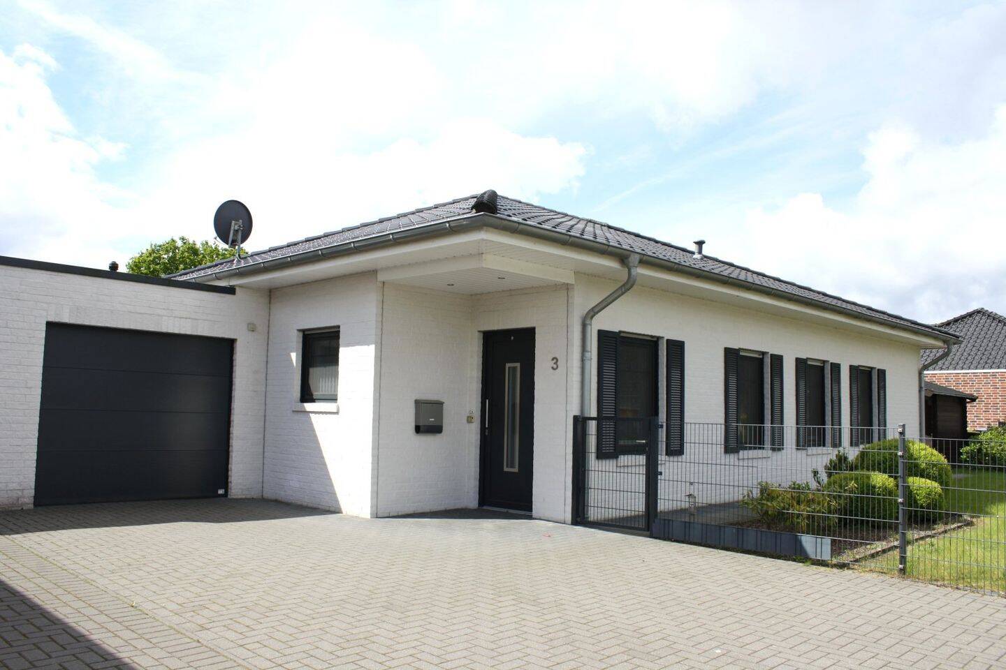 Bungalow in Seenähe ruhig, ebenerdig, modern & sofort bezugsfrei, 49770 Herzlake