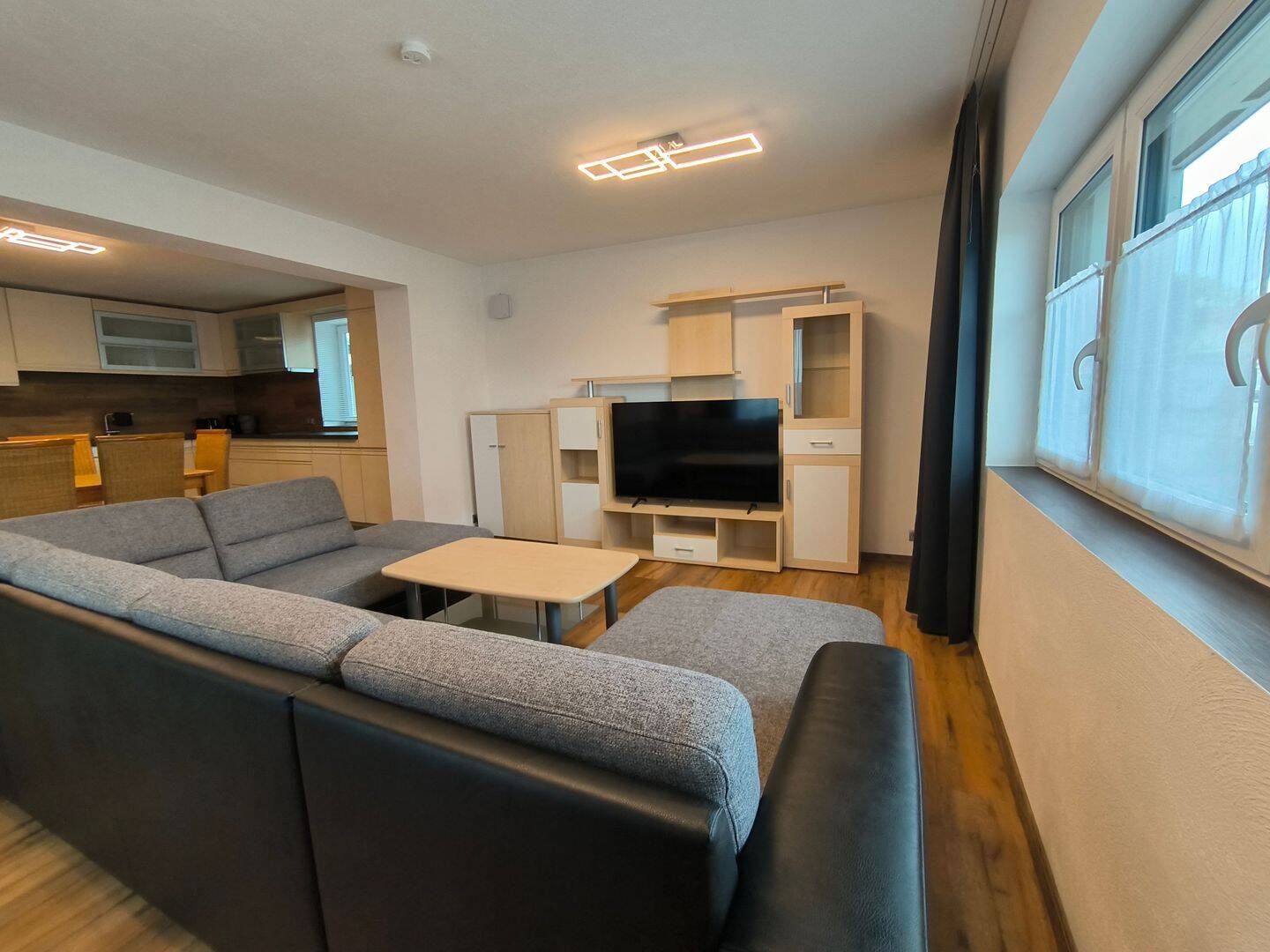 Möblierte 4 Zimmer Wohnung 123 m2 im EG, 84137 Vilsbiburg