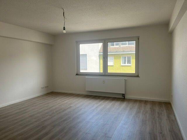 Frisch renoviert! 3-Zimmerwohnung mit Balkon nähe Nordstraße!, 40477 Düsseldorf (Derendorf Golzheim Pempelfort)