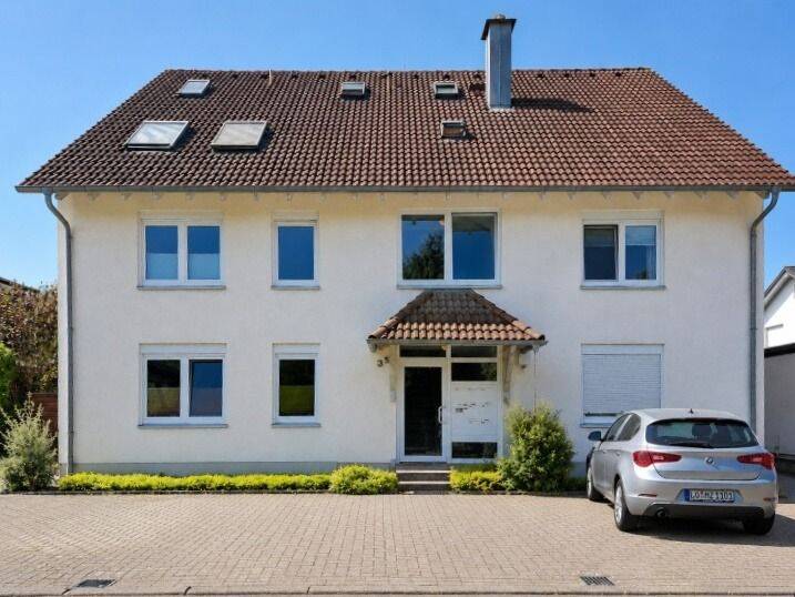 Schliengen:4-Zi-Wohnung und 200m² Gartenparadies Wohnen wie im eigenen Haus, 79418 Schliengen