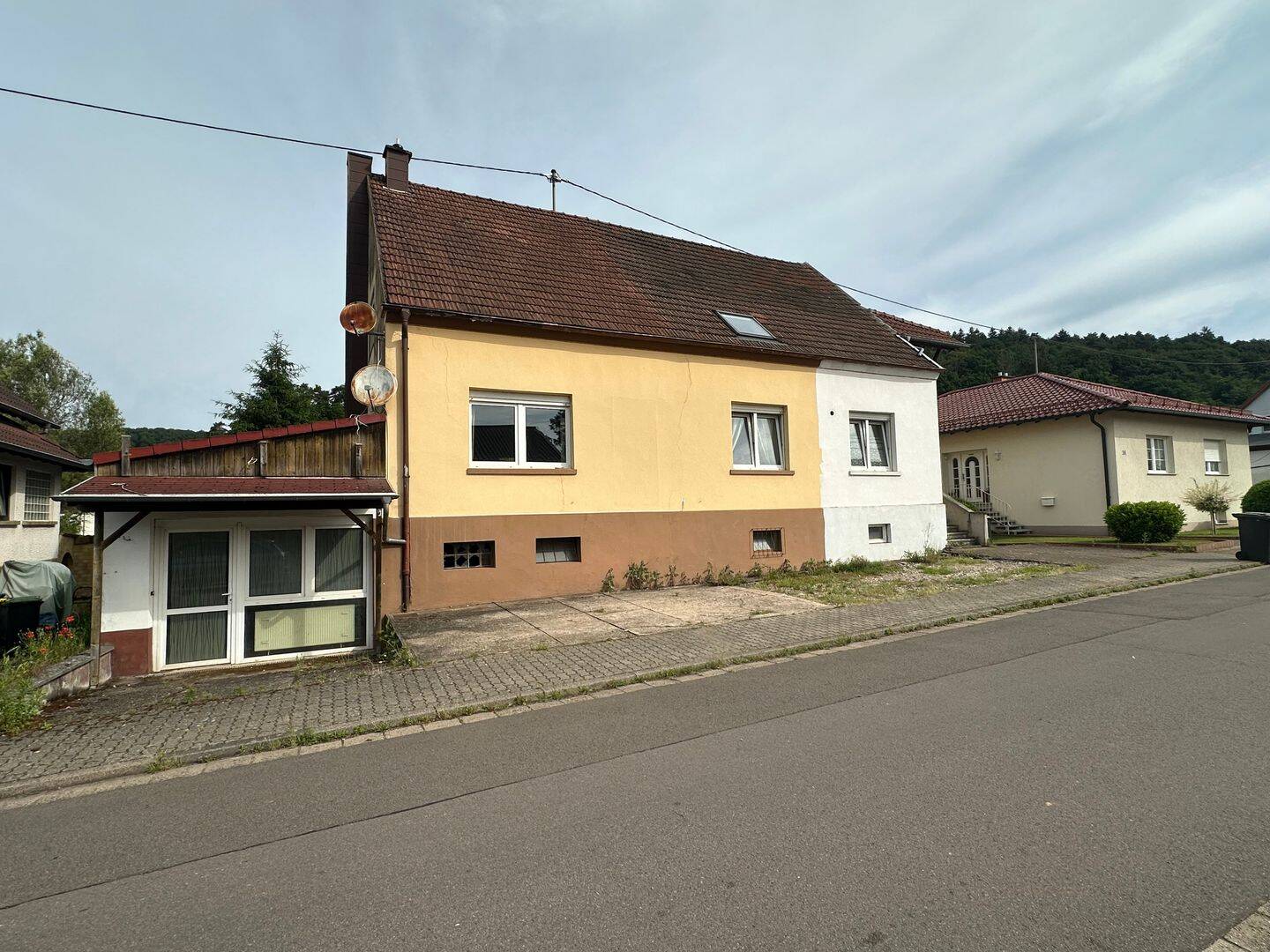 1-2 Familienhaus in ruhiger Lage, 66701 Beckingen