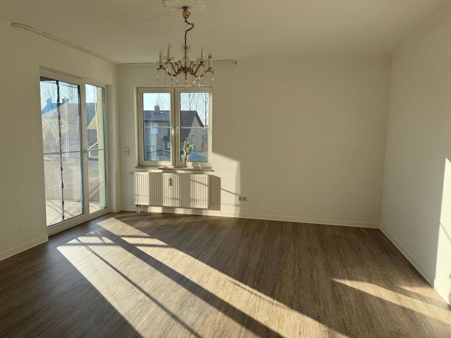 Erstbezug nach Sanierung 2026: 3-Zi.-Wohnung mit Balkon in Haldensleben, 39340 Haldensleben