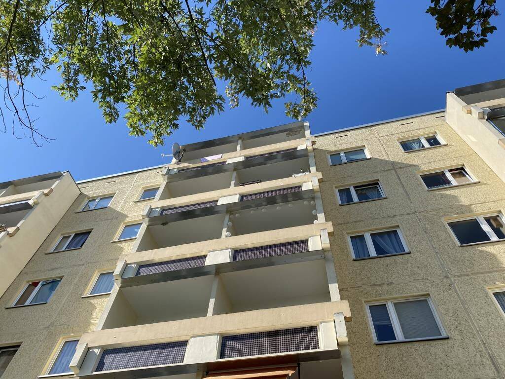 Exklusiv wohnen zum kleinen Mietpreis. / Premium living at a budget-friendly price., 6132 Halle (Saale) (Ammendorf-Beesen Planena Radewell-Osendorf Silberhöhe)