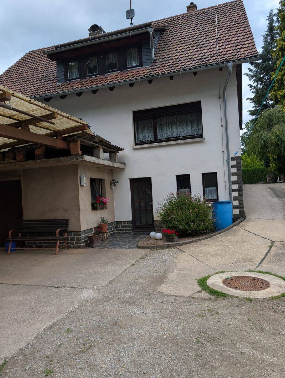 EFH für große Familie und großer Werkstatt für PKW, 1904 Steinigtwolmsdorf
