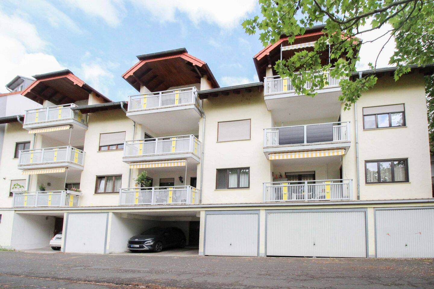 Erste Mainlage in Kelsterbach- lichtdurchflutete DG-Wohnung mit Main-/Taunusblick inkl. Stellplatz, 65451 Kelsterbach