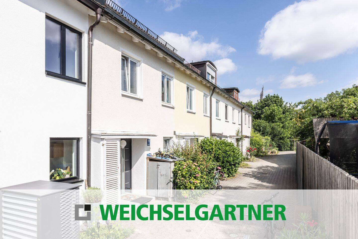 Modernisiertes Reihenmittelhaus mit schönem Westgarten in ruhiger Stichstraßenlage, 81735 München (Berg am Laim Ramersdorf-Perlach Trudering-Riem)