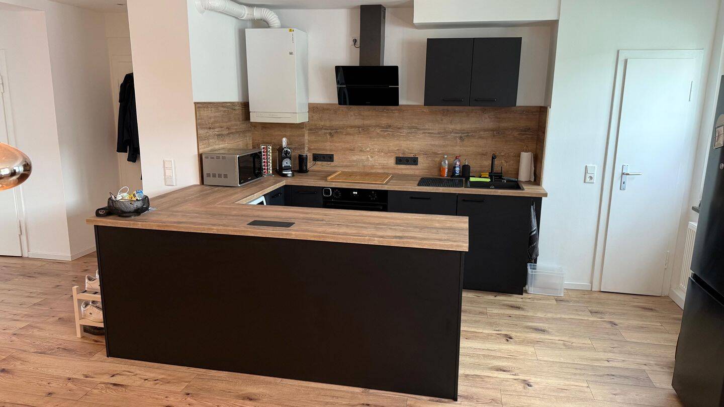 Vermietete sanierte 3 Zimmer Wohnung im Herzen des Lorettoviertels – 4. OG ohne Aufzug
