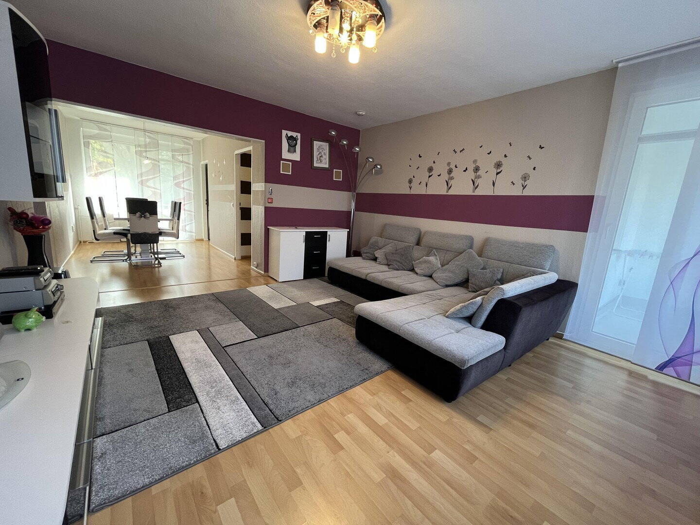 Vollmöblierte 4-Zimmer-Wohnung mit zwei Balkonen und Gäste WC, 30419 Hannover