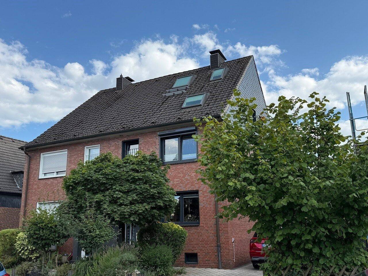 Doppelhaushälfte in zentraler, ruhiger Seitenstraße von Buchholz- nutzbar als 2 Generationenhaus, 47249 Duisburg (Buchholz Großenbaum Wanheim-Angerhausen)
