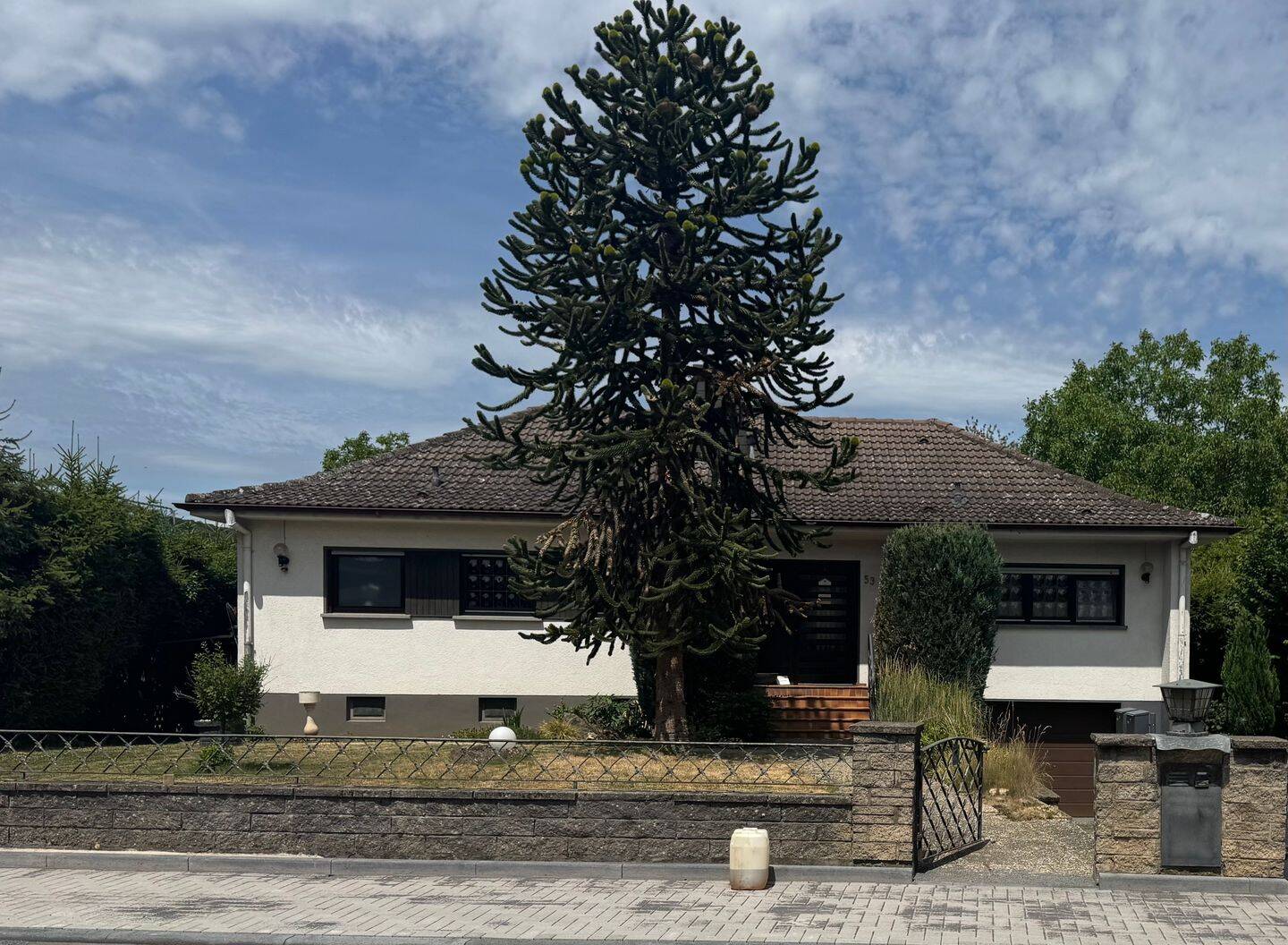 Schöne 5-Zimmer Wohnung in Sinzig, 53489 Sinzig
