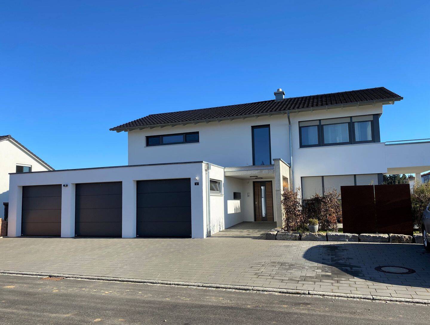 Modern! Großzügige und neuwertige Mietwohnung mit schönem Sonnenbalkon, 88483 Burgrieden