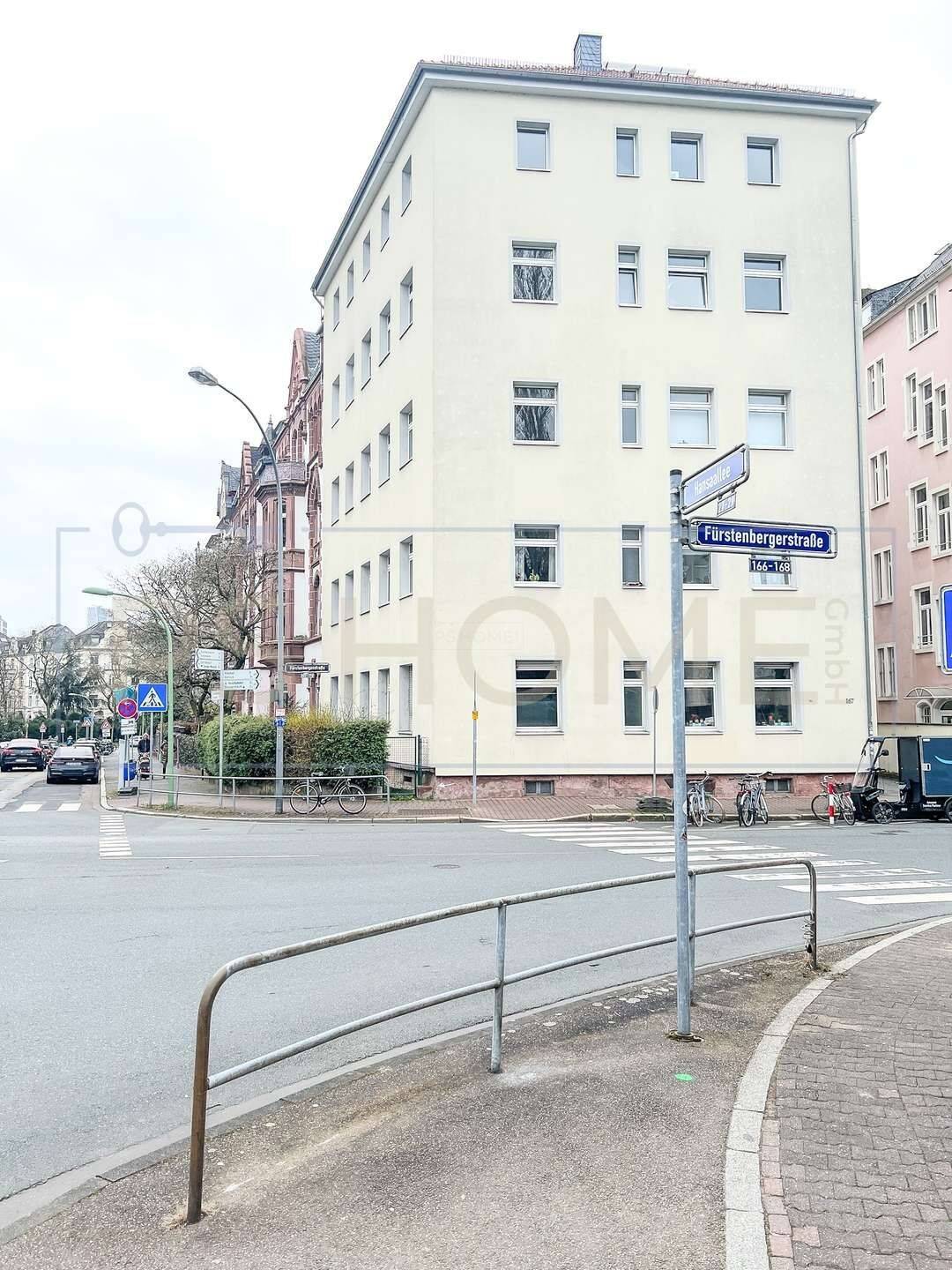 Sportliche 2 Zimmer Wohnung im 4.OG mit Skylineblick, 60322 Frankfurt am Main (Dornbusch Innenstadt Nordend-West Westend-Nord Westend-Süd)