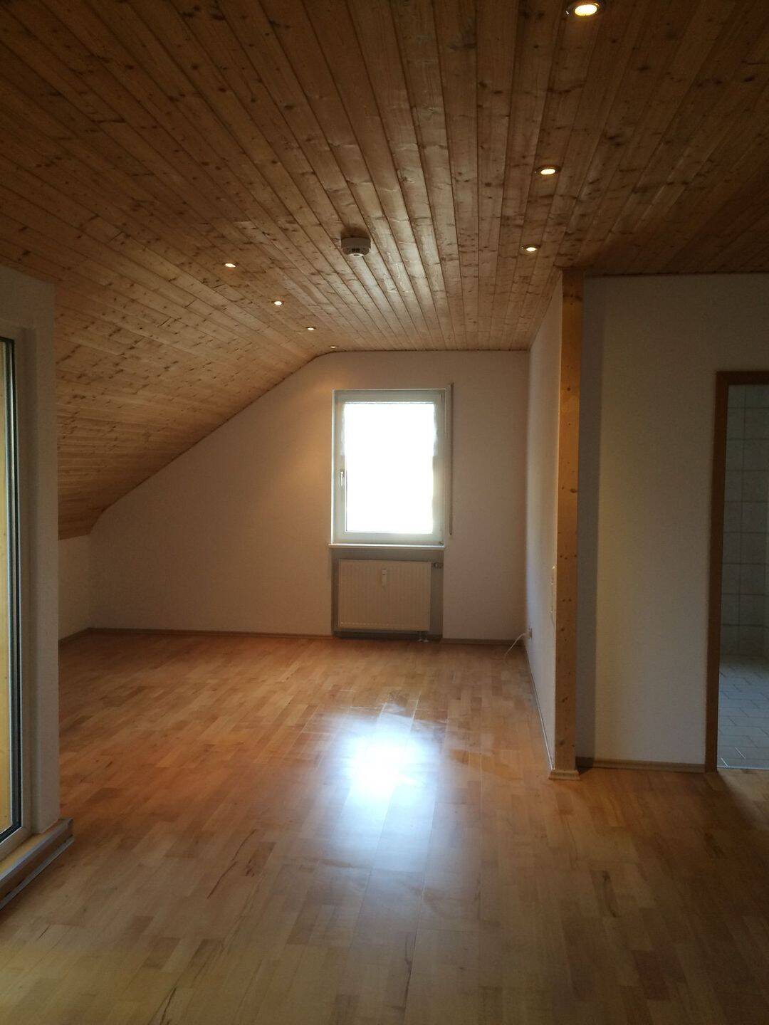 Gepflegte 2 Zimmer Wohnung in Treuchtlingen 68qm, 91757 Treuchtlingen