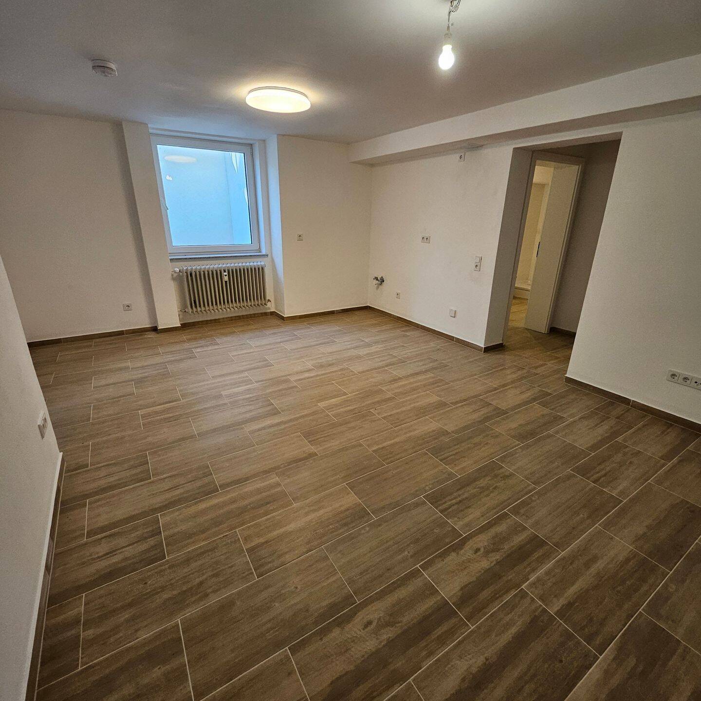CHARMANTE 2-ZIMMER-WOHNUNG IN GUTER LAGE VON DILLINGEN, 89407 Dillingen a.d. Donau