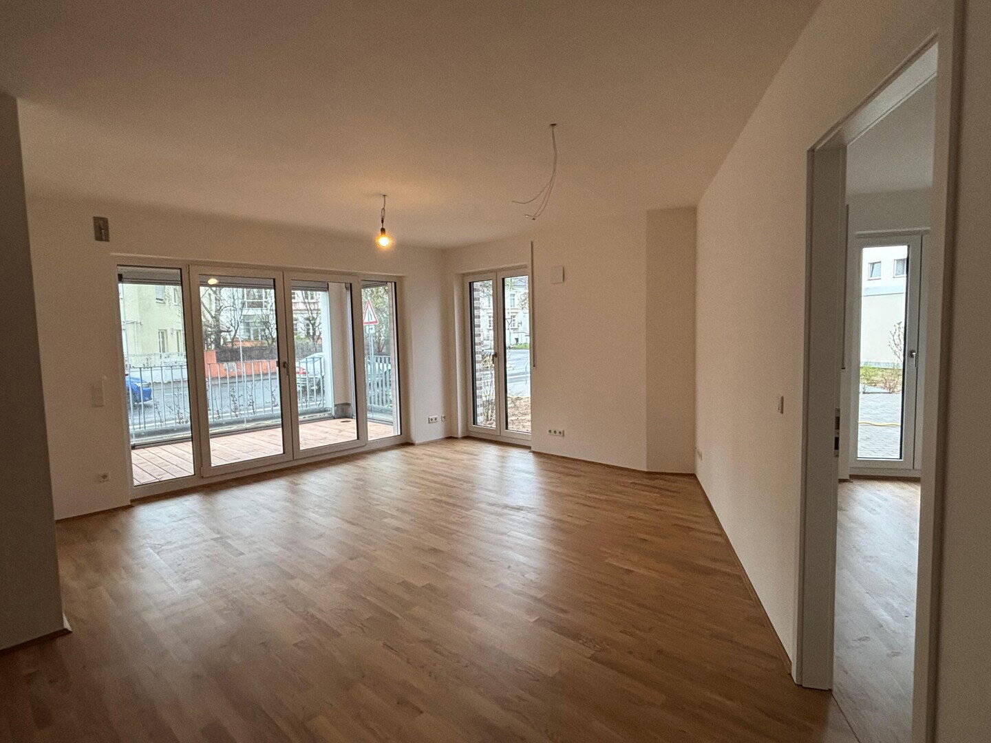 Erstbezug! Barrierefreie Neubauwohnung mit Loggia & (TG-Stellplatz) in Darmstadt-Mitte, 64283 Darmstadt (Darmstadt)