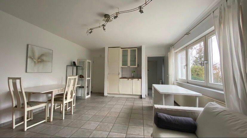Schöne 2-Zimmer-Einlieger-Wohnung mit Terrasse in S-Alt-Heumaden, 70619 Stuttgart (Heumaden Lederberg Riedenberg Sillenbuch)