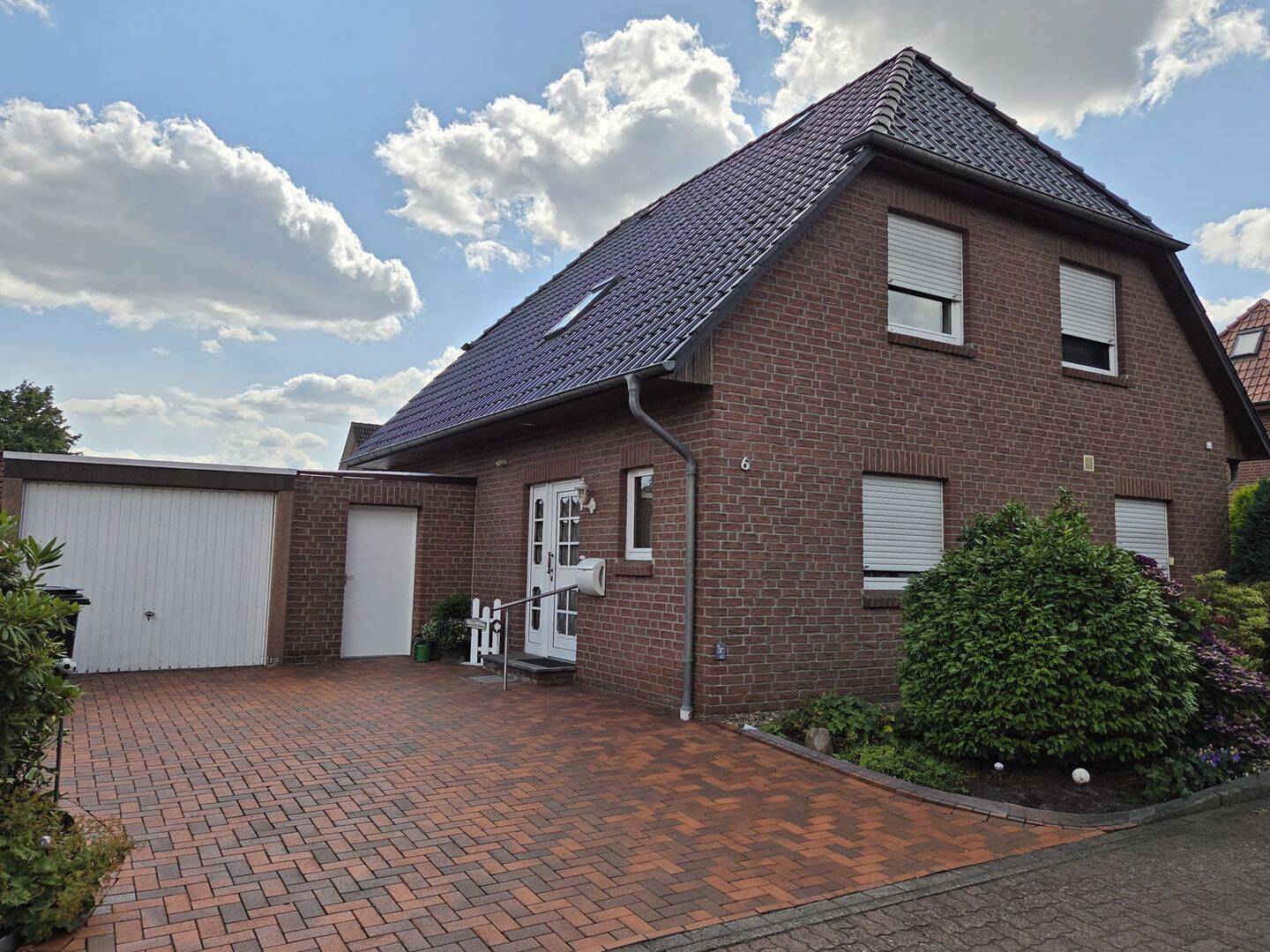 Einfamilienhaus mit Garage in Sulingen, 27232 Sulingen