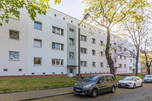 Helle Zweizimmerwohnung mit Blick ins Grüne, 4159 Leipzig (Lützschena-Stahmeln Möckern Wahren)