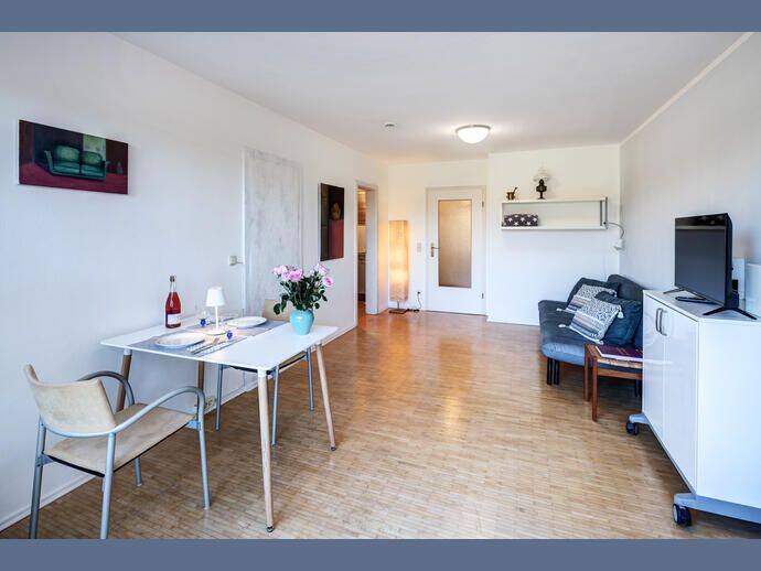 Möbliert: Wenige Gehminuten zum St-Quirin-Platz in Harlaching, 81547 München (Obergiesing Untergiesing-Harlaching)