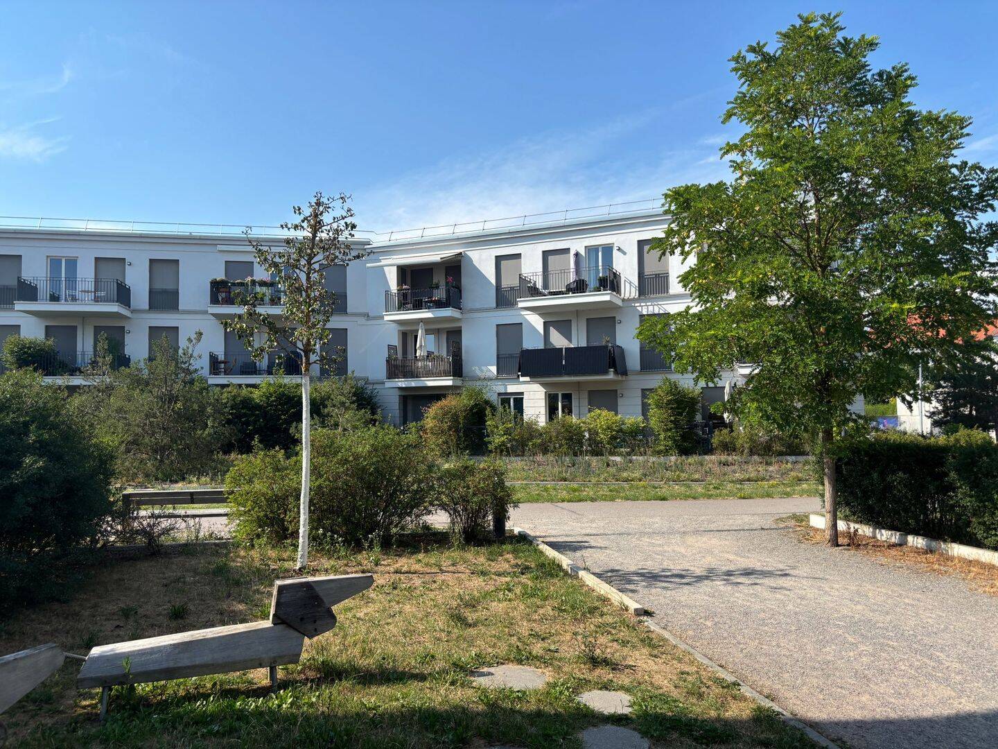 Moderne 2-Zimmer-Wohnung mit Balkon in Top-Lage in Regensburg-Dörnberg, 93049 Regensburg (Großprüfening-Dechbetten-Königswiesen Innenstadt Westenviertel)