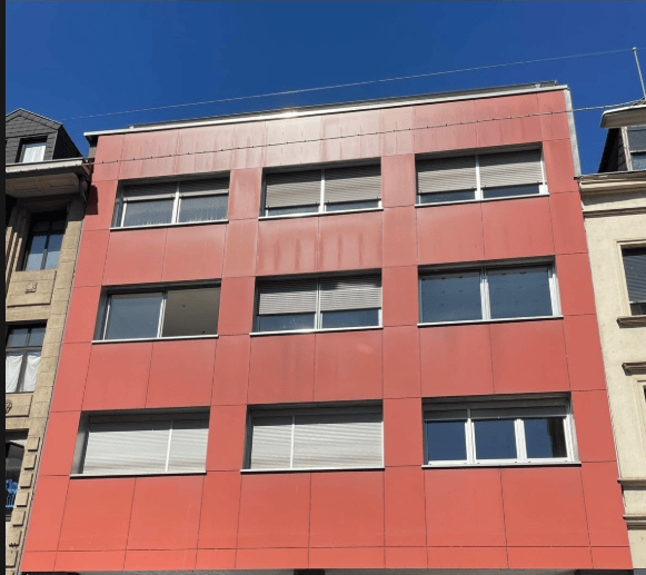 Mitten drin statt nur dabei – renovierte 2-Zimmer-Wohnung mit Balkon und Aufzug in Saarbrückens Innenstadt, 66111 Saarbrücken