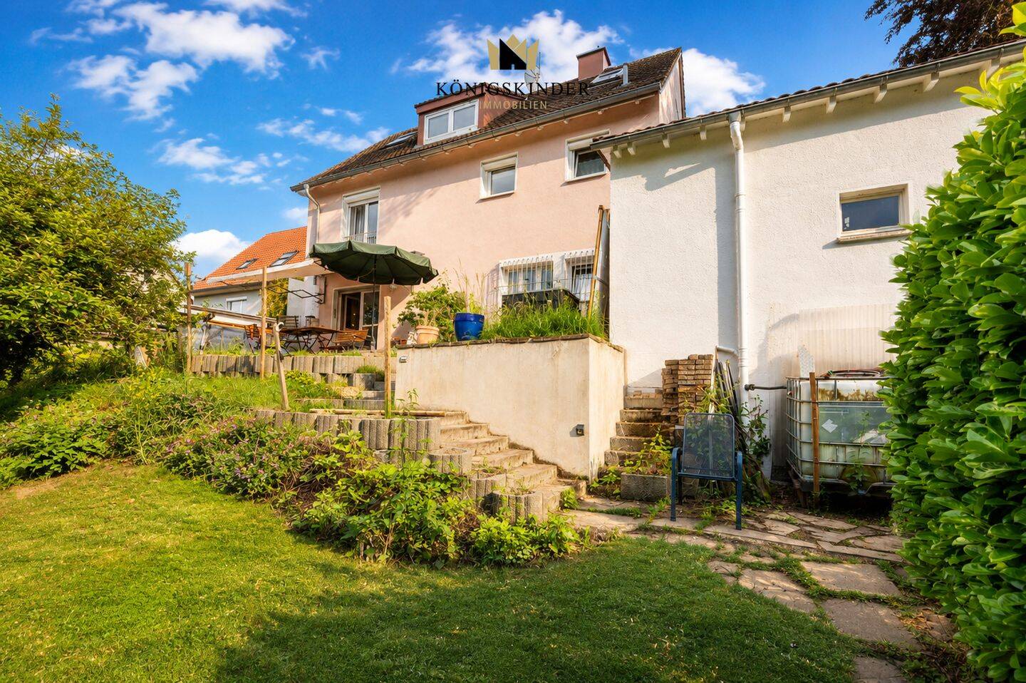 Seltene Gelegenheit in Degerloch – Freistehendes Einfamilienhaus mit 807 m² Traumgrundstück, 70597 Stuttgart (Degerloch Hoffeld Kaltental Möhringen Sonnenberg)