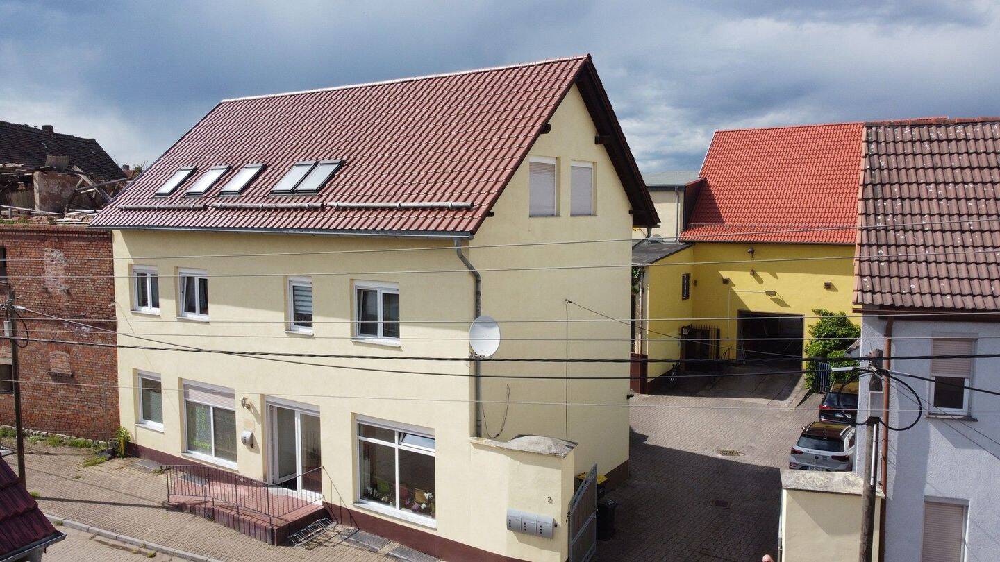 Einmalige Kombination- Gepflegtes Mehrfamilienhaus plus kreative Nutzfläche in ausgebauter alter Mühle., 6347 Gerbstedt